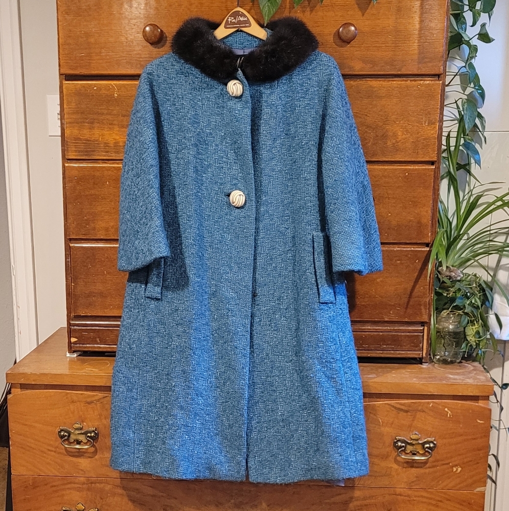 Vintage/Marcus | 60s Fur Coat